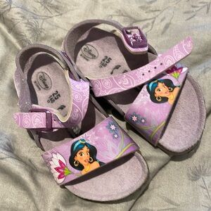Birkenstock kids Disney sandals size 25 (US 9)